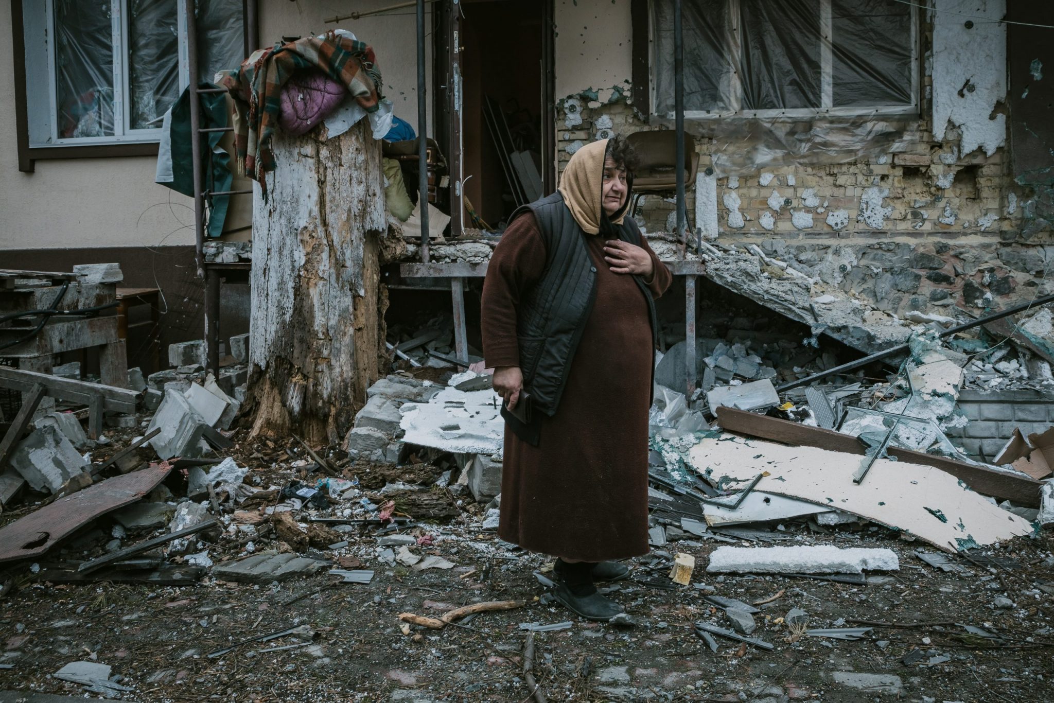 KYIV REGION, UKRAINE 05.04.2022 Irpin, Bucha, Dmitrivka. Atrocities of the russian army in the suburbs of Kyiv. Irpin. Houses of civilians destroyed by russian tanks. russia's war against Ukraine.